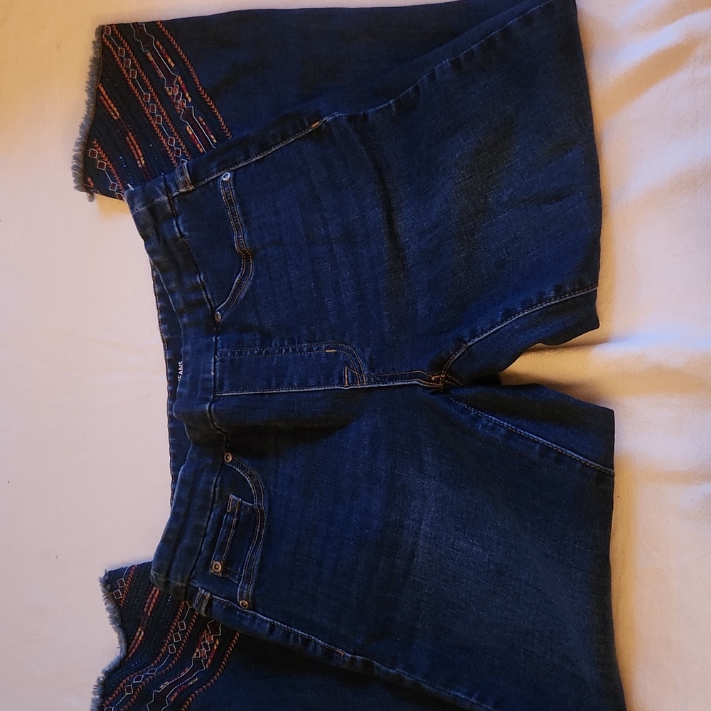 Jeans - Picture 3 of 6